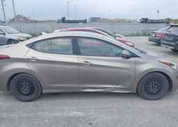 2014 HYUNDAI ELANTRA GL
