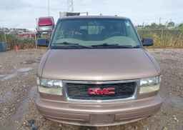 2002 GMC SAFARI SL