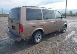 2002 GMC SAFARI SL
