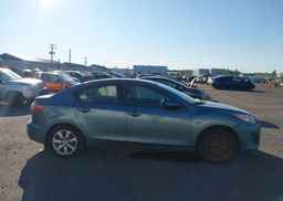 2010 MAZDA MAZDA3 GS