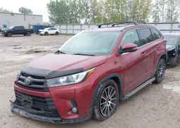 2017 TOYOTA HIGHLANDER