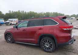 2017 TOYOTA HIGHLANDER