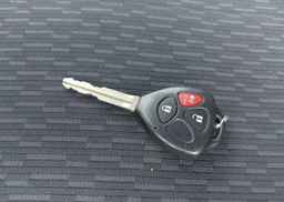 2009 TOYOTA YARIS
