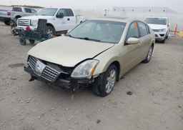 2004 NISSAN MAXIMA SE