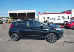2017 FORD FIESTA SE