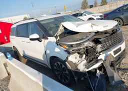 2024 KIA CARNIVAL EX