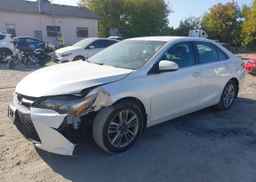 2016 TOYOTA CAMRY SE