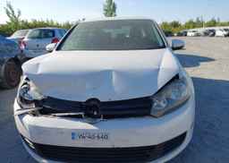 2013 VOLKSWAGEN GOLF