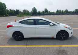 2013 HYUNDAI ELANTRA L