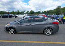 2013 HYUNDAI ELANTRA GL