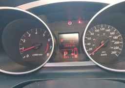2013 MITSUBISHI OUTLANDER ES