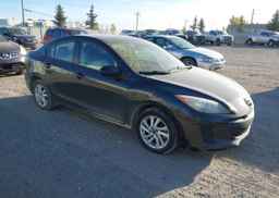 2013 MAZDA 3 I