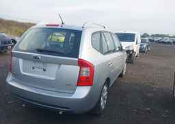 2012 KIA RONDO