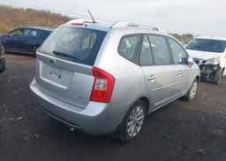 2012 KIA RONDO