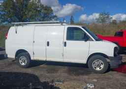 2017 GMC savana 2500