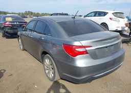 2013 CHRYSLER 200 TOURING