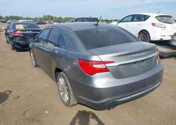 2013 CHRYSLER 200 TOURING