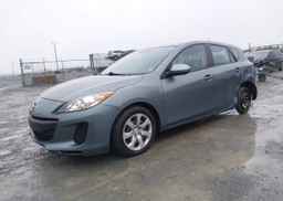 2013 MAZDA 3 I