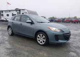 2013 MAZDA 3 I