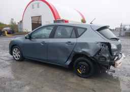 2013 MAZDA 3 I