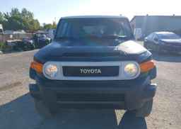2007 TOYOTA FJ CRUISER
