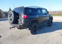 2007 TOYOTA FJ CRUISER
