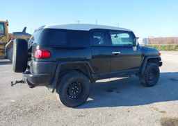 2007 TOYOTA FJ CRUISER