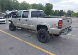 2005 GMC SIERRA 2500HD SL