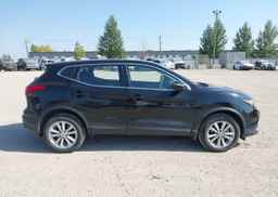 2018 NISSAN QASHQAI S