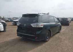 2012 TOYOTA SIENNA SE 8 PASSENGER