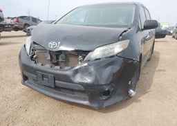 2012 TOYOTA SIENNA SE 8 PASSENGER