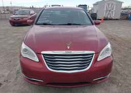 2013 CHRYSLER 200 LX