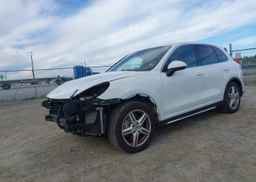 2017 PORSCHE CAYENNE S