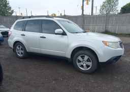 2010 SUBARU FORESTER XS