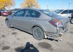 2011 NISSAN Altima S