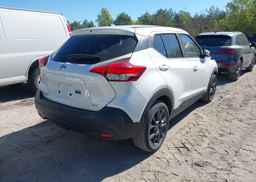 2018 NISSAN KICKS S