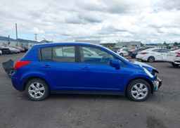 2011 NISSAN VERSA 1.8SL