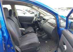 2011 NISSAN VERSA 1.8SL