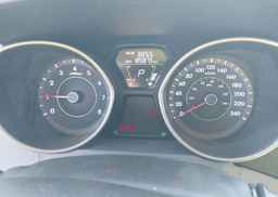 2013 HYUNDAI ELANTRA GL