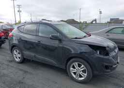2013 HYUNDAI TUCSON