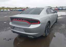 2015 DODGE CHARGER SXT