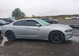 2015 DODGE CHARGER SXT
