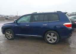 2011 TOYOTA HIGHLANDER LIMITED