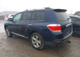 2011 TOYOTA HIGHLANDER LIMITED