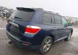 2011 TOYOTA HIGHLANDER LIMITED