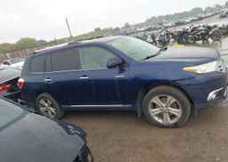 2011 TOYOTA HIGHLANDER LIMITED
