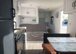 2005 FLEETWOOD MALLARD 280BH