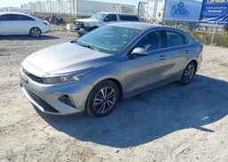 2023 KIA FORTE EX