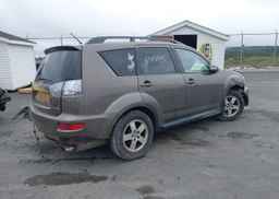 2012 MITSUBISHI OUTLANDER SE