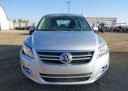 2010 VOLKSWAGEN TIGUAN 2.0 TSI TRENDLINE